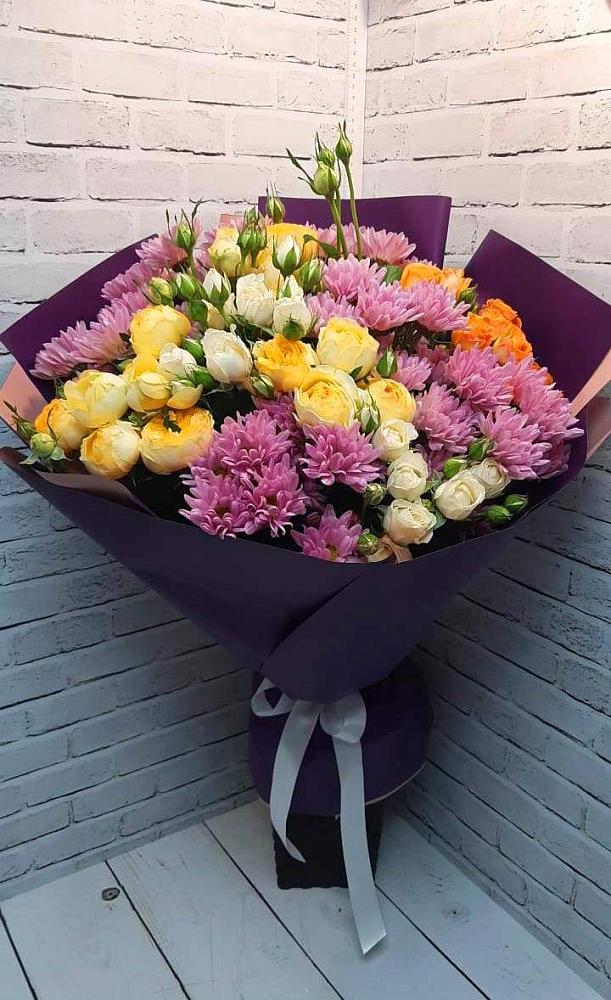 Букет цветов из: Хризантемы и Розы в Тухчаре