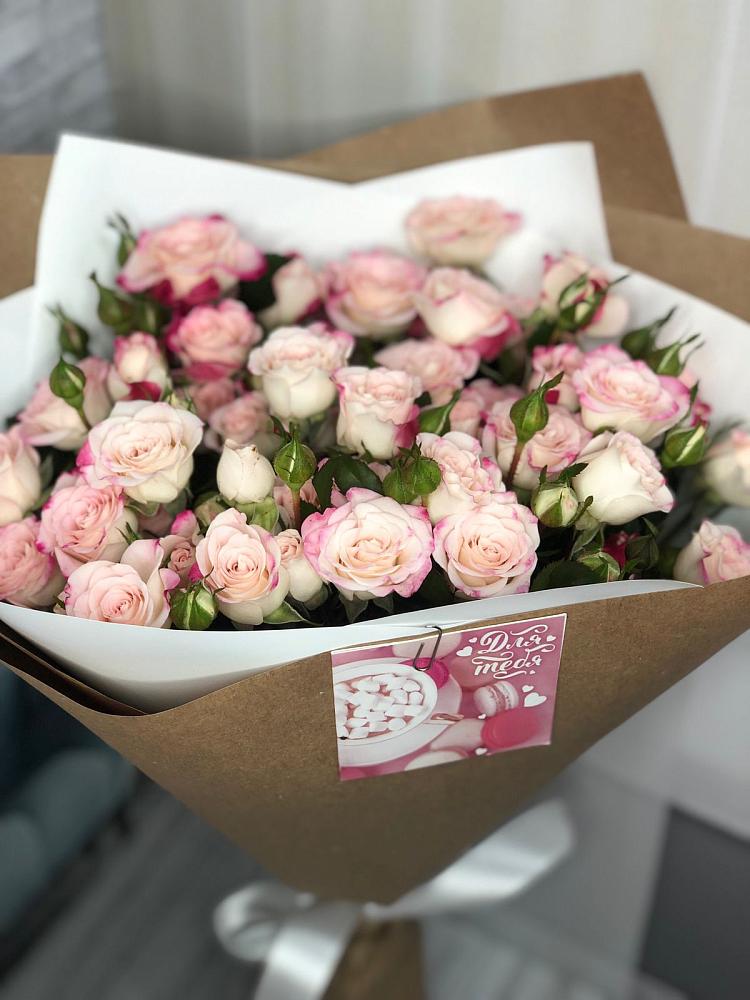 Букет цветов из: Розы в Тухчаре