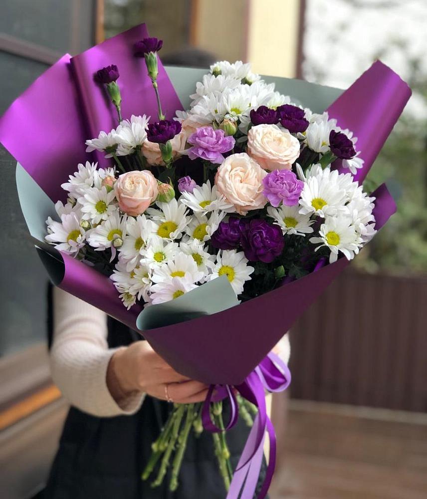 Букет цветов из: Хризантемы, Гвоздики и Розы в Тухчаре