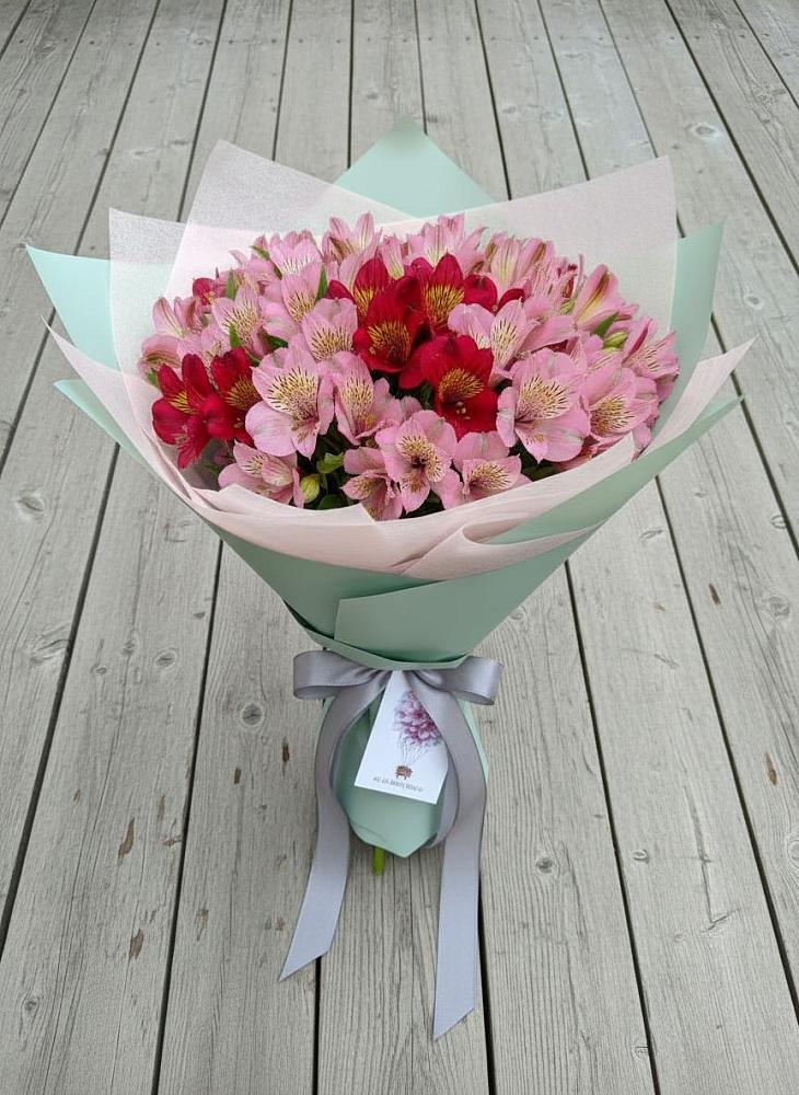 Букет цветов из: Альстромерии в Тухчаре