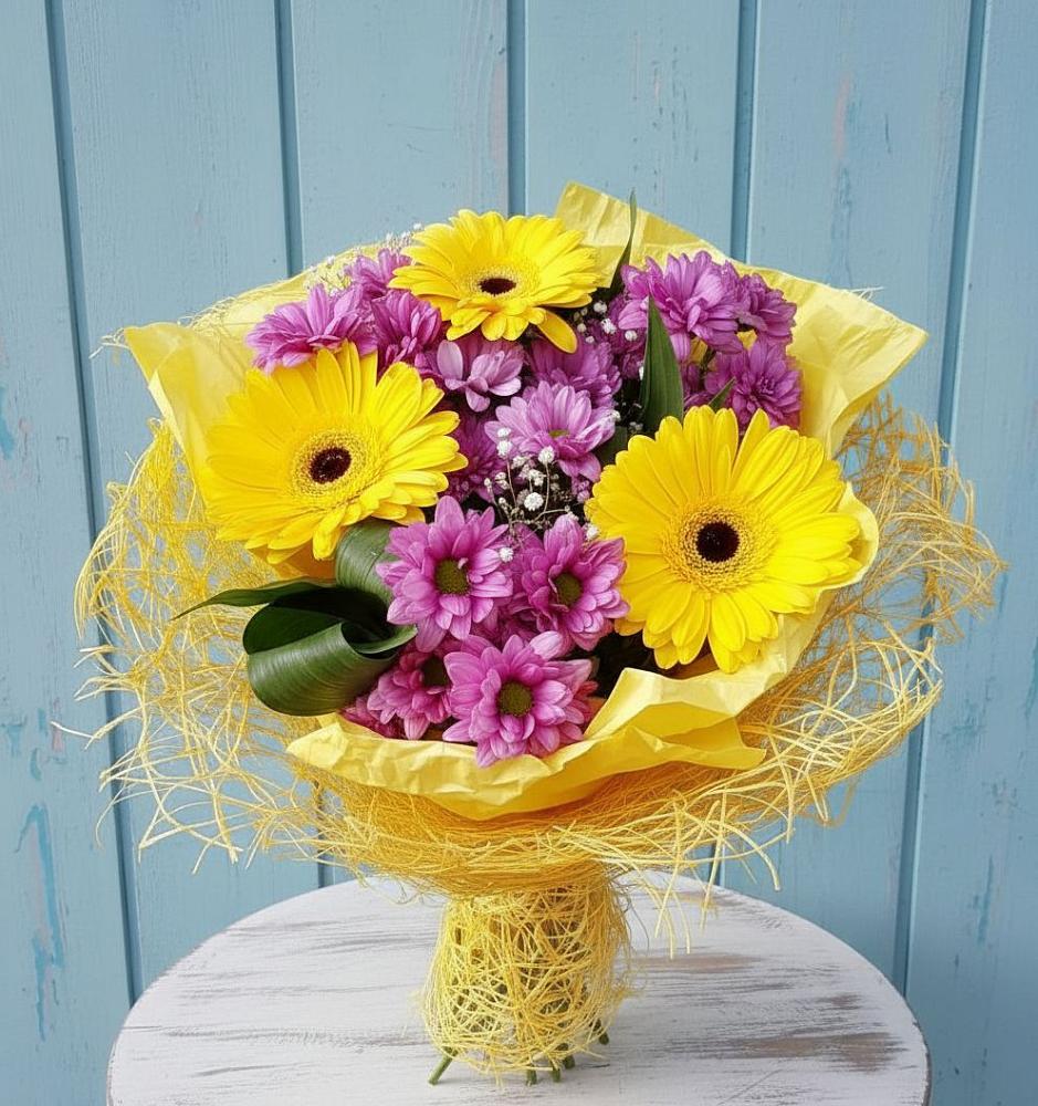 Букет цветов из: Хризантемы и Герберы в Тухчаре